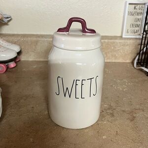 Rae Dunn Artisan Collection Ceramic Piece